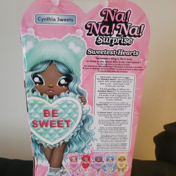 MGA Entertainment Na Na Na Surprise Cynthia Sweets - Picture 2 of 10